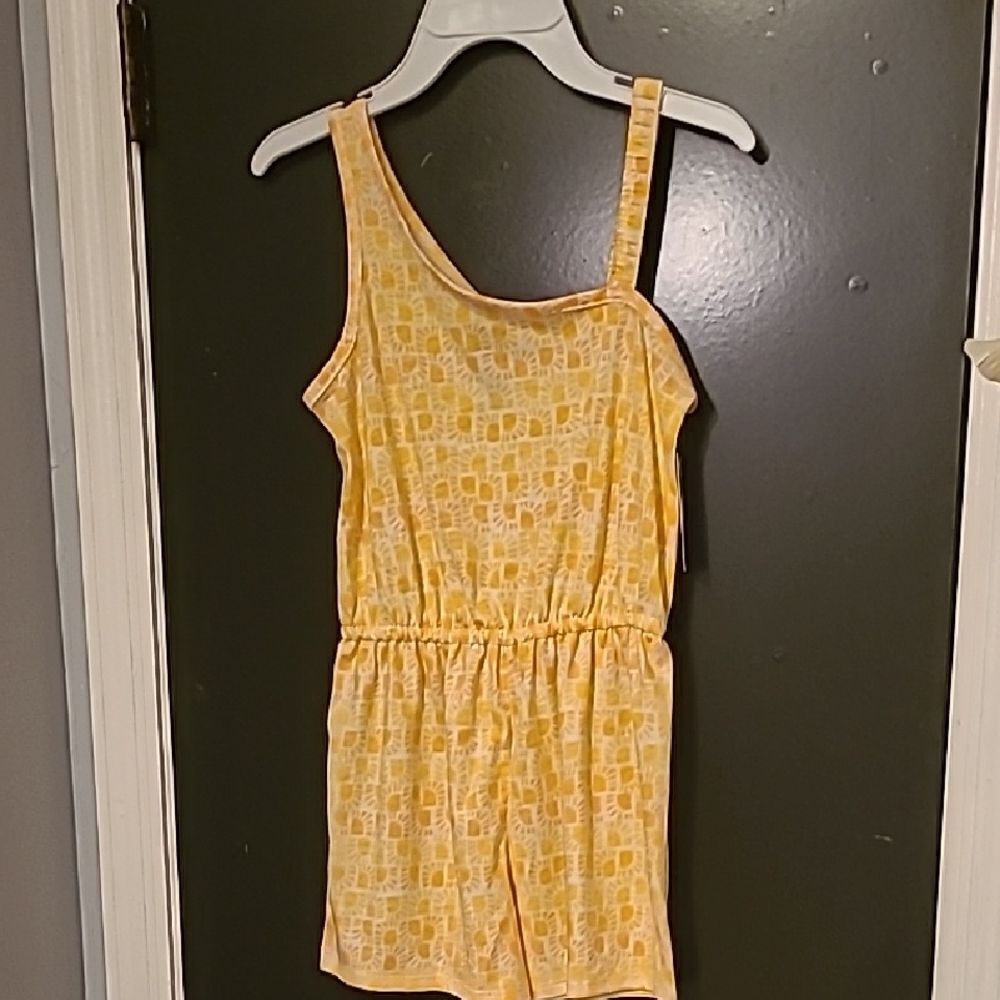 SO Yellow Jumpsuit Vibrant and Stylish